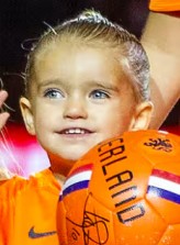 Xess Xava Sneijder Cabau fotoğrafı