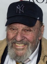 Chuck Low fotoğrafı