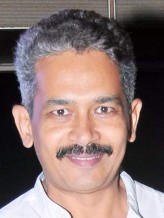 Atul Kulkarni fotoğrafı