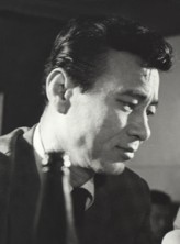 Kim Dong-won (i) fotoğrafı