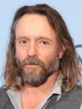 John Pyper-Ferguson fotoğrafı