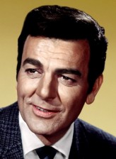 Mike Connors fotoğrafı