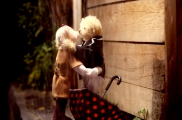 Playful Kiss Fotoğrafı