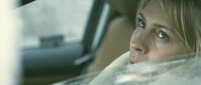 Ejderha Dövmeli Kız Fotoğrafı