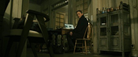 Ejderha Dövmeli Kız Fotoğrafı