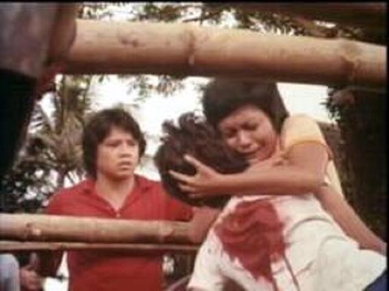 Minsa'y Isang Gamu-gamo fotoğrafı