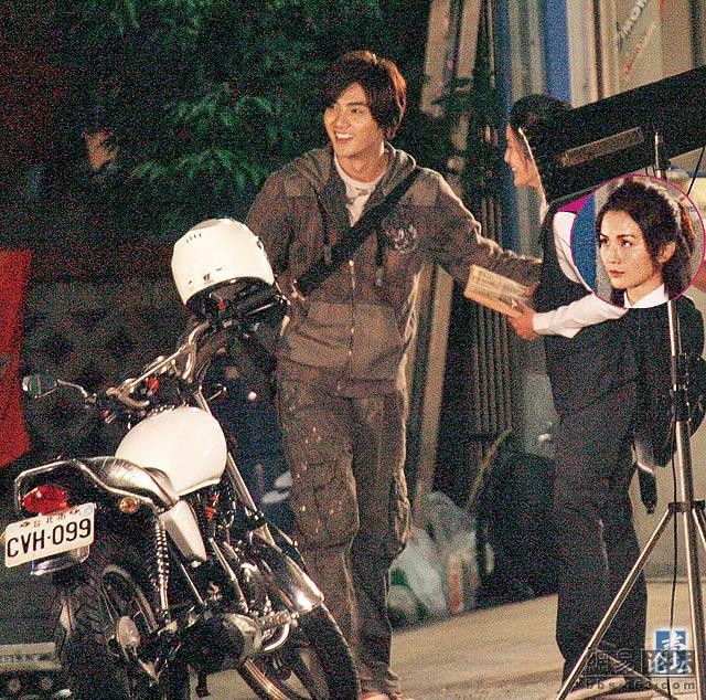 Calling For Love Fotoğrafı