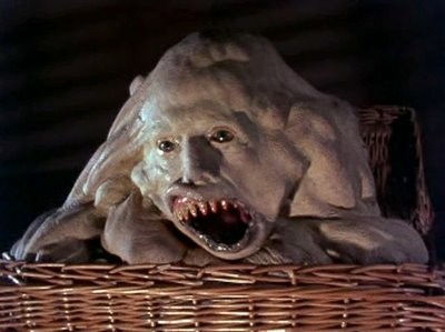 Basket Case Fotoğrafları 2