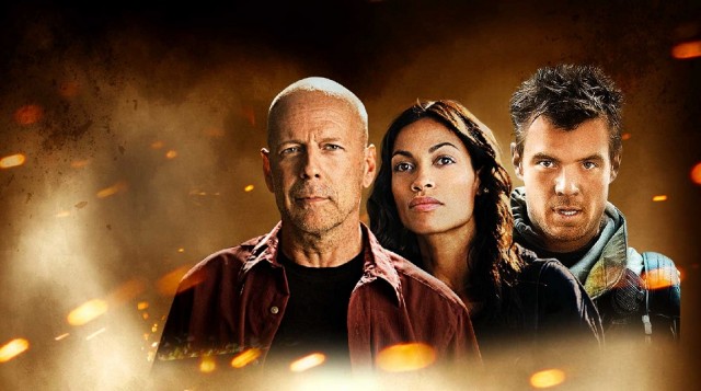 Ateşe Ateş Fotoğrafı