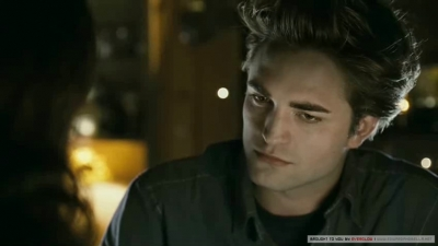 Alacakaranlık Efsanesi: Şafak Vakti Bölüm 2 Fotoğrafı