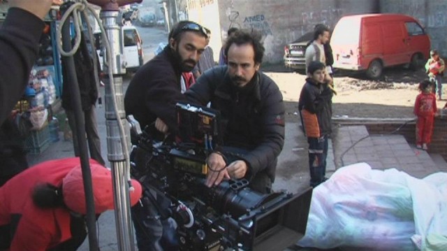 Sen Kimsin? Fotoğrafı