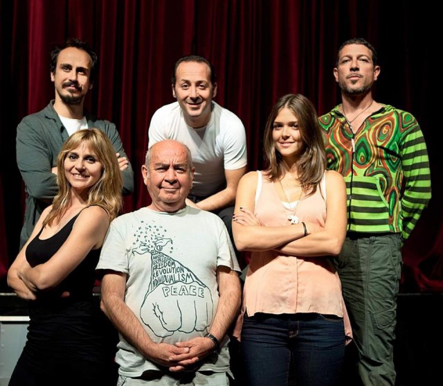 Sen Kimsin? Fotoğrafı