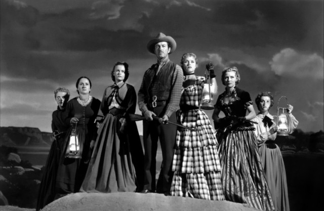 Westward the Women Fotoğrafları 0