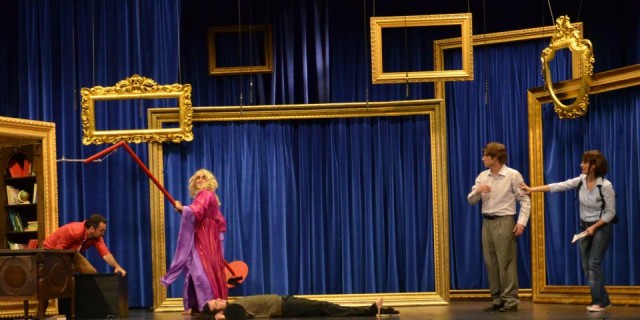 İnsanlar Alemi Fotoğrafı