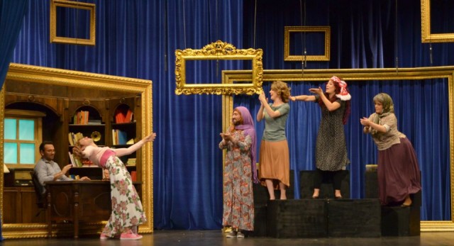 İnsanlar Alemi Fotoğrafı