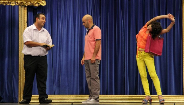 İnsanlar Alemi Fotoğrafı