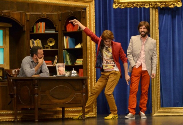 İnsanlar Alemi Fotoğrafı