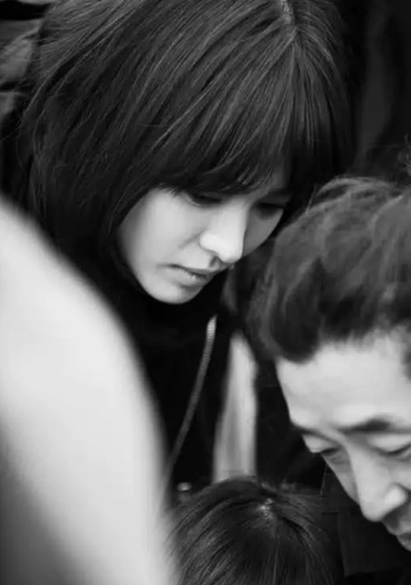 Wind Blows in Winter Fotoğrafı