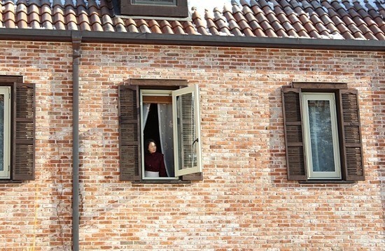 Wind Blows in Winter Fotoğrafı