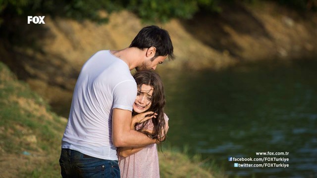 Bir Aşk Hikayesi Sezon 1 Fotoğrafı