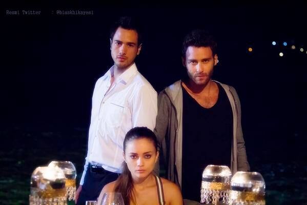 Bir Aşk Hikayesi Sezon 1 Fotoğrafı