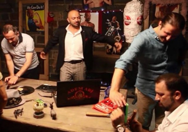 Çakallarla Dans 3: Sıfır Sıkıntı Fotoğrafı