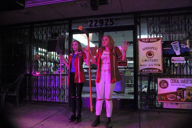 Yoga Hosers Fotoğrafı