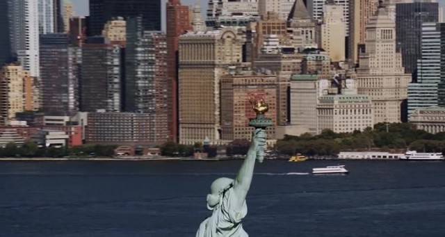 Falcon Rising Fotoğrafı