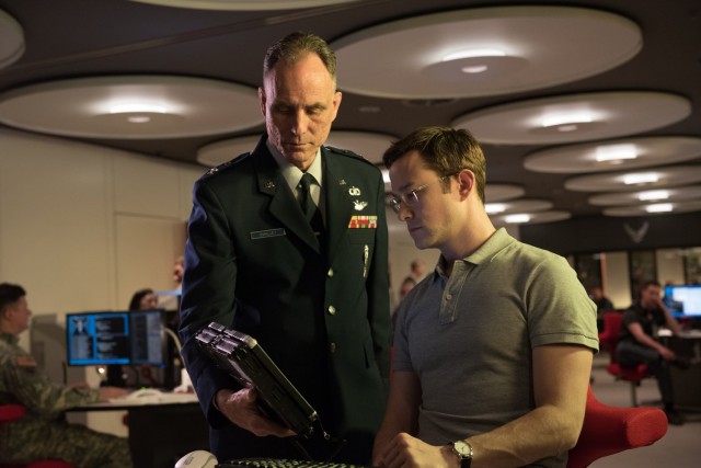 Snowden Fotoğrafı