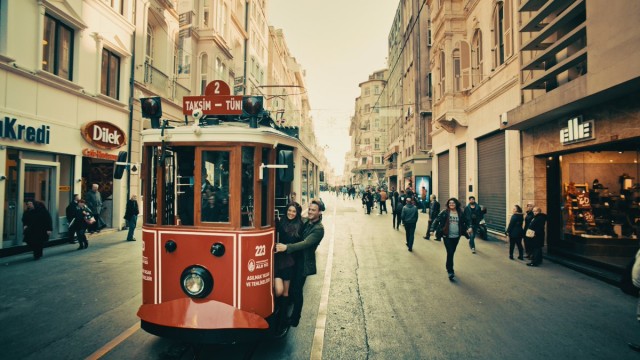 Bu Şehir Arkandan Gelecek Fotoğrafları 4