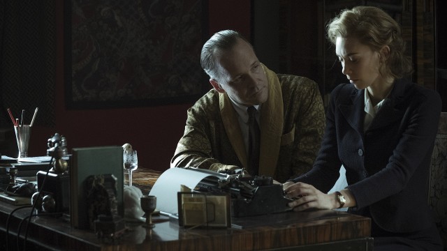 Mr. Jones Fotoğrafı