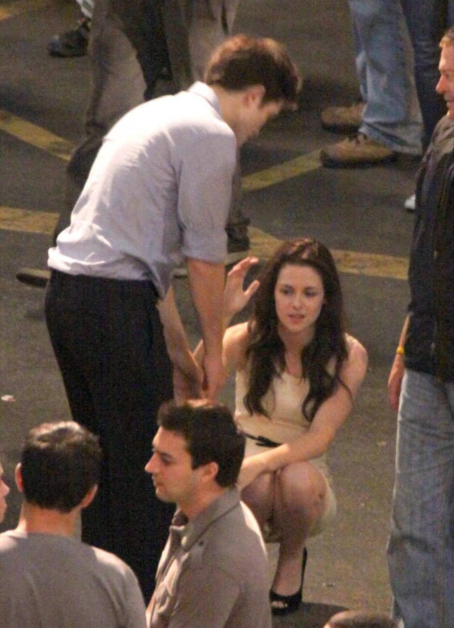 Alacakaranlık Efsanesi: Şafak Vakti Bölüm 1 Fotoğrafı