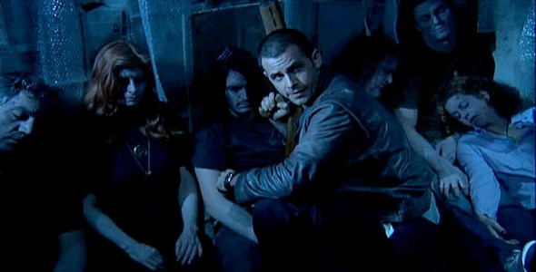 Dead Serious Fotoğrafı