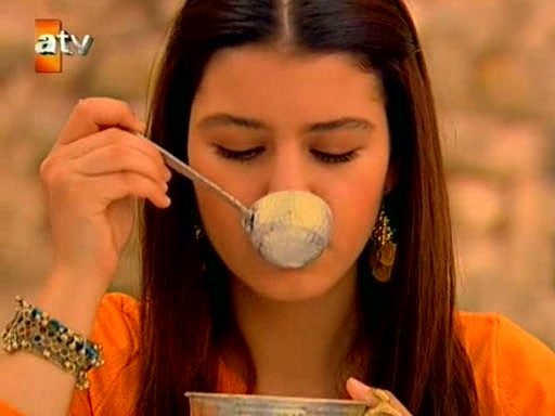 Aşka Sürgün Fotoğrafı