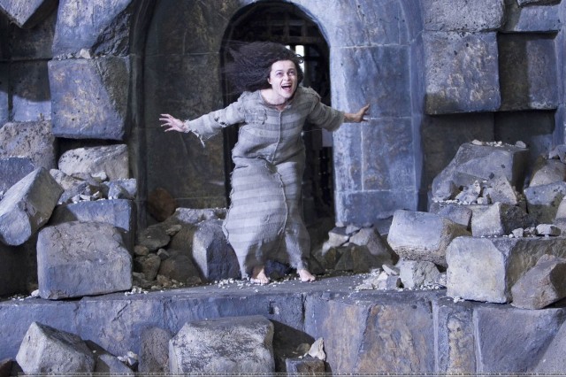 Harry Potter ve Zümrüdüanka Yoldaşlığı Fotoğrafı