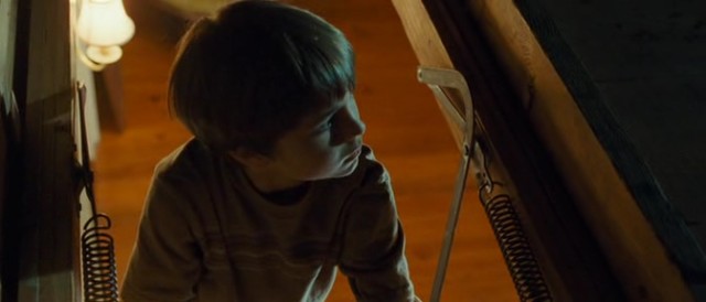 Tepedeki Mezarlık Fotoğrafı