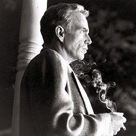 Orada Olmayan Adam Fotoğrafı