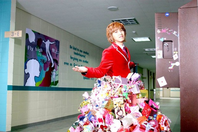 Attack On The Pin Up Boys Fotoğrafı