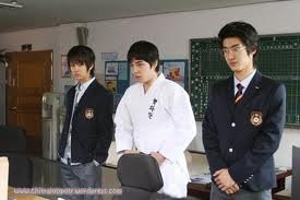 Attack On The Pin Up Boys Fotoğrafı