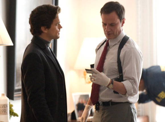 White Collar Fotoğrafı