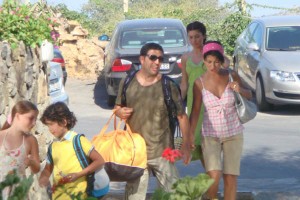 İki Aile Fotoğrafı