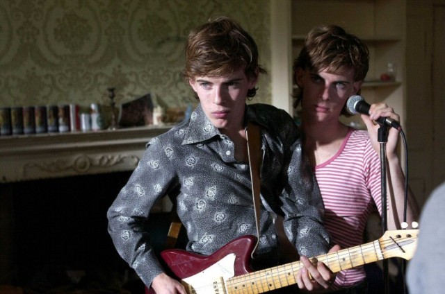 Brothers Of The Head Fotoğrafı