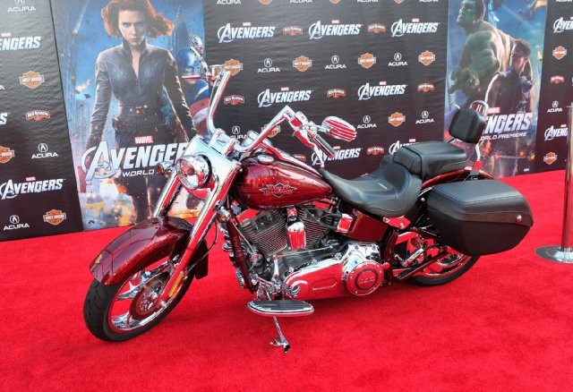 Yenilmezler Fotoğrafı