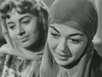 Düşman Yolları Kesti Fotoğrafı
