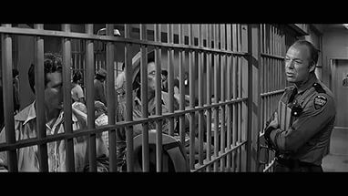 Yalnız Ve Cesur Fotoğrafı