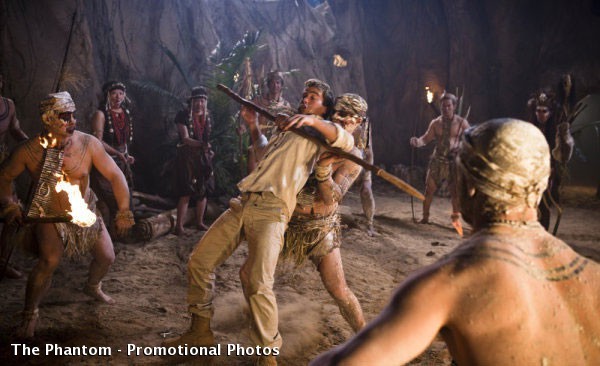 Kızıl Maske Fotoğrafı