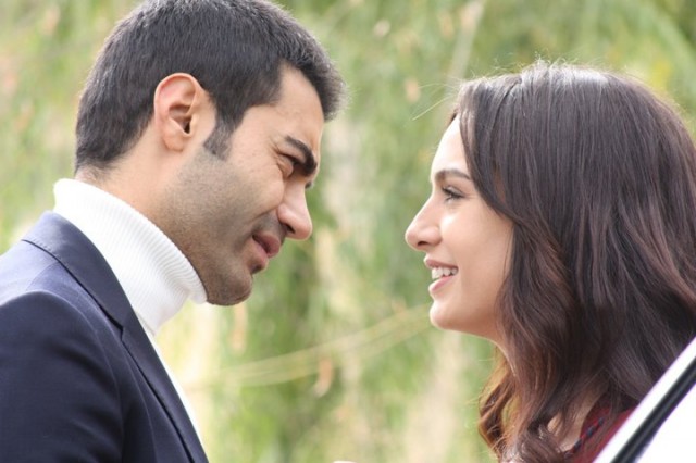 Yer Gök Aşk Fotoğrafı